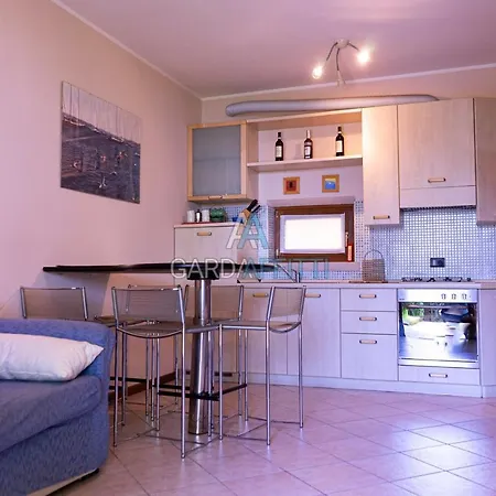 Corallo - Desenzano - Gardaaffitti Com Apartment
